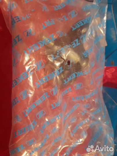 Шаровая опора toyota avensis