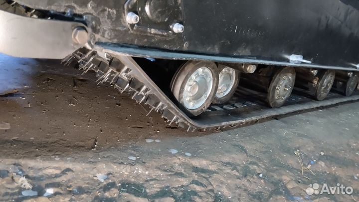 Буран А.Д. снегоход (длинный) почти новый