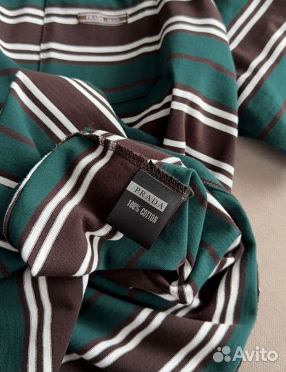 Футболка женская prada