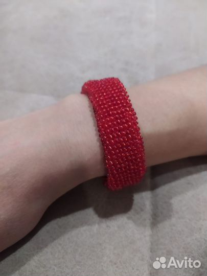 Браслет из бисера