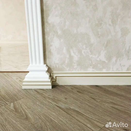 Установка плинтусов