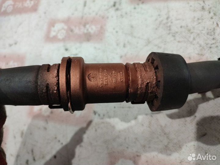 Патрубок Volkswagen Passat 3C2 BPY 2006