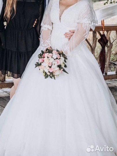 Свадебное платье