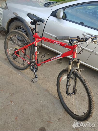 Велосипед GT Avalanche 2.0 кол.26