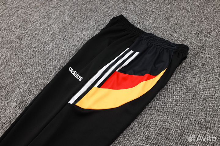 Спортивный костюм Adidas