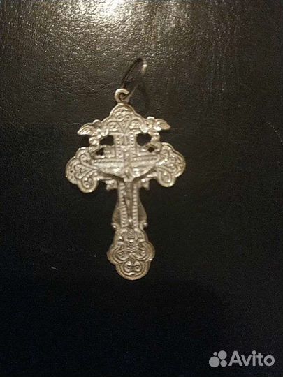 Серебряный крестик