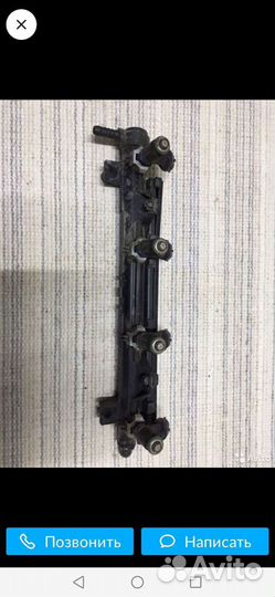 Топливная рампа Шкода Фабия 2011 с форсунками