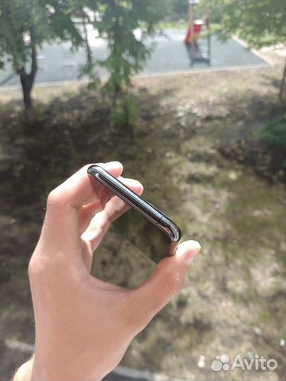 iPhone 11 Pro, 256 ГБ