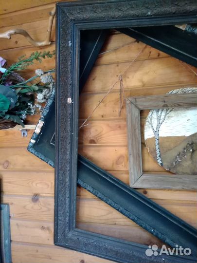Старинные рамки для картин для реставрации.2шт