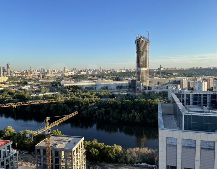 Своб. планировка, 76 м², 22/36 эт.