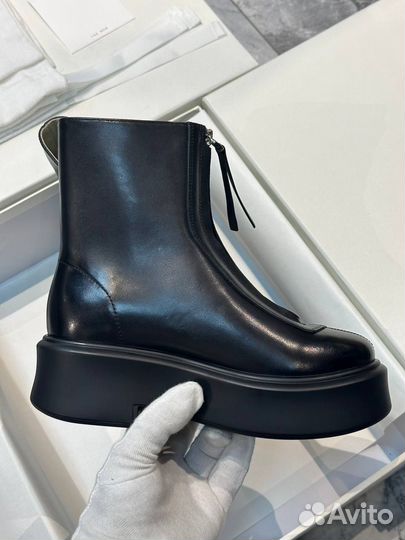 Ботильоны женские The Row телячья кожа