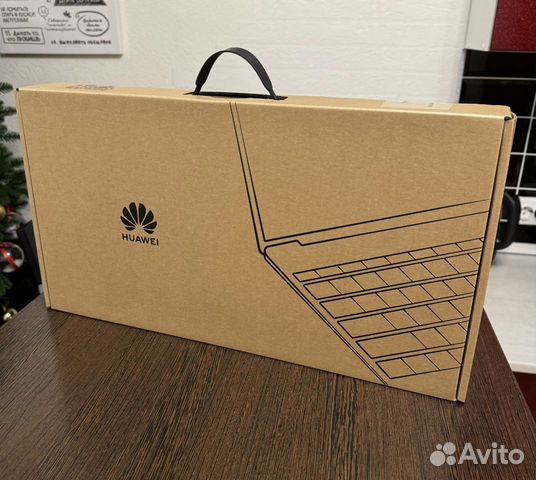 Ноутбук Huawei MateBook D15 i5 8/256 SSD. Новый