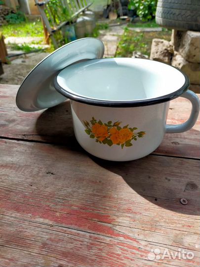 Продаю тазы эмалированные