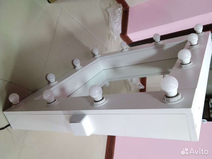 Зеркало с подсветкой