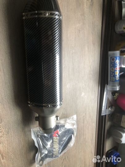 Глушитель akrapovic новый