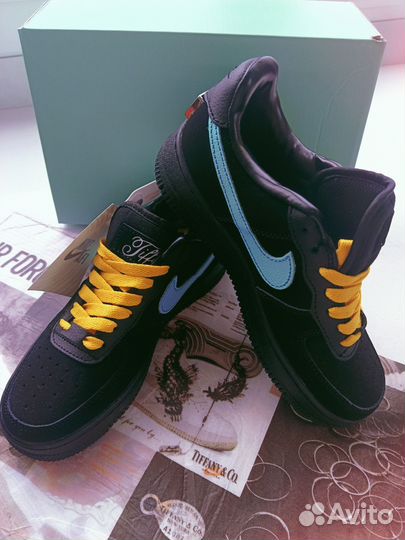 Новые женские Nike Air Tiffany & Co 39 рр