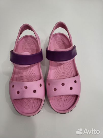 Сандалии crocs