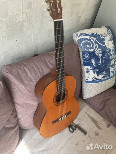 Гитара yamaha c40