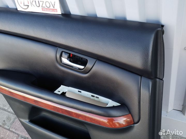 Обшивка двери Лексус рх задняя левая 03-08