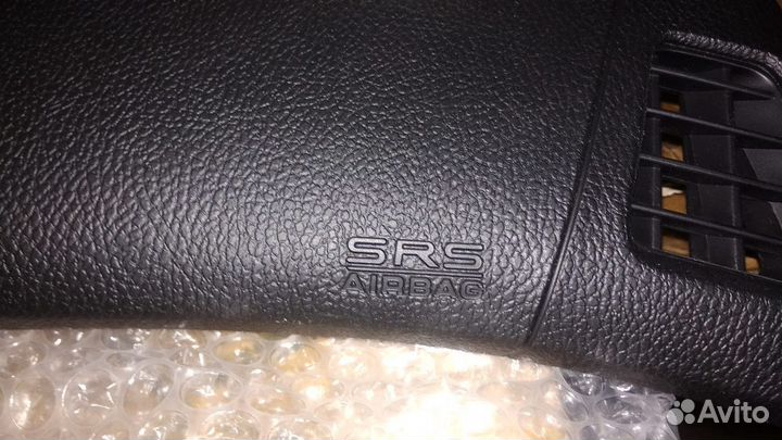 Подушка безопасности в торпедо Хонда Кросстур