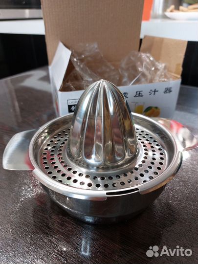Механическая соковыжималка для цитрусовых Новая
