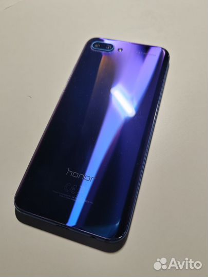 HONOR 10, 4/64 ГБ