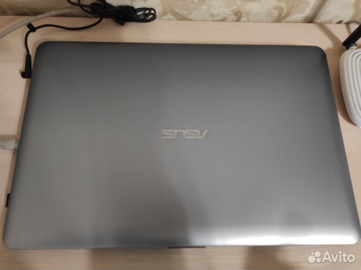 Ноутбук Asus R541U