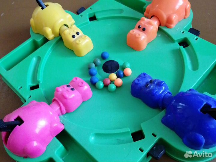 Игрушка бегемот