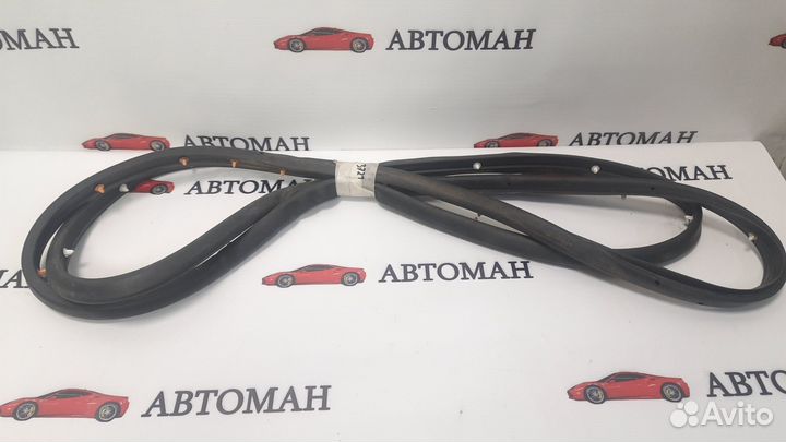 Уплотнитель двери Chevrolet Cruze 2009-2016