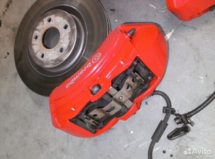 Комплект тормозов Jeep Grand Cherokee SRT 8 6.4