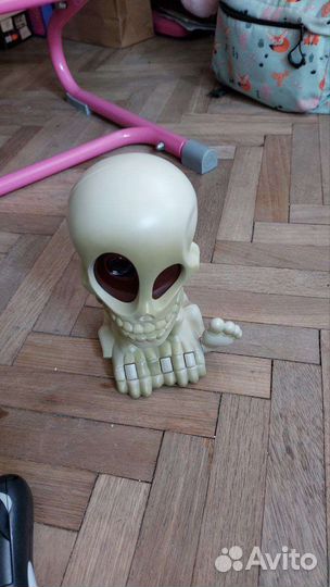 Интерективная игра Johnny the Skull