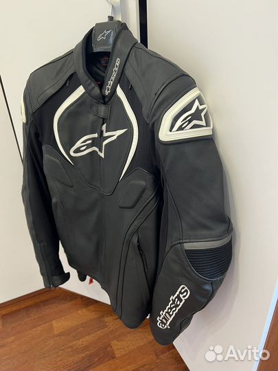 Мотокуртка кожаная alpinestars 52 (M/L) размер