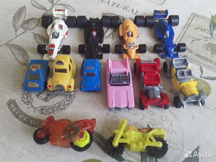 Игрушки из киндера