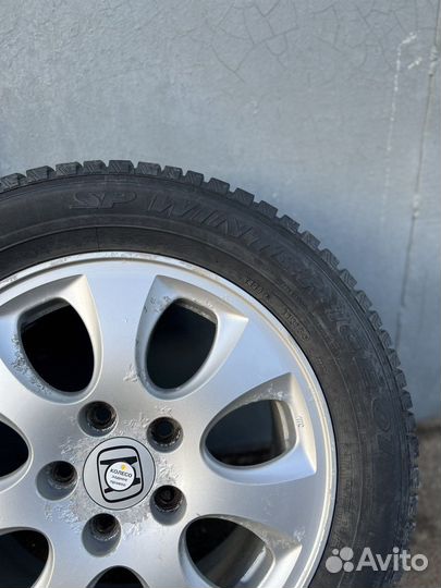 R16 Dunlop SP Winter Ice 07 205/60, PCD 5x114.3 DIA 64.1