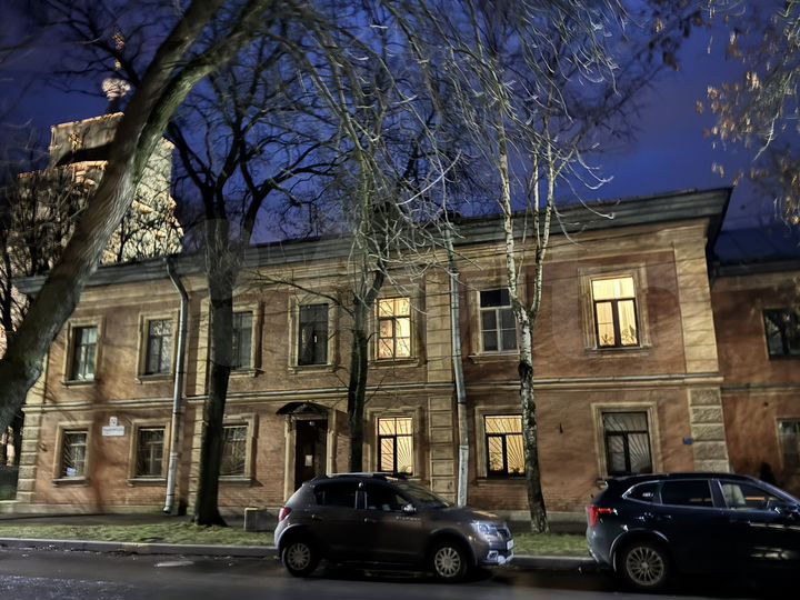 Комната 11,2 м² в 3-к., 2/2 эт.