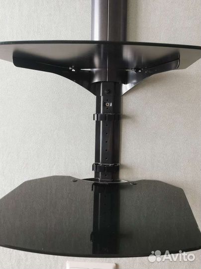 Полка под телевизор