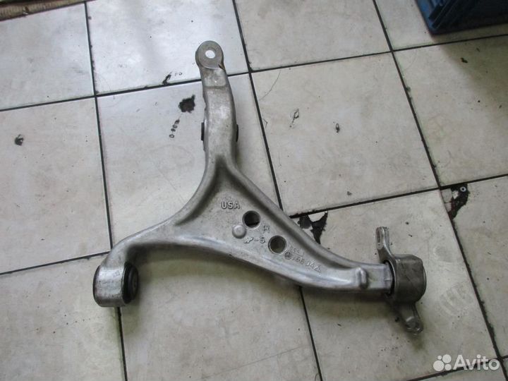 Рычаг передний нижний правый w166 GLS-class