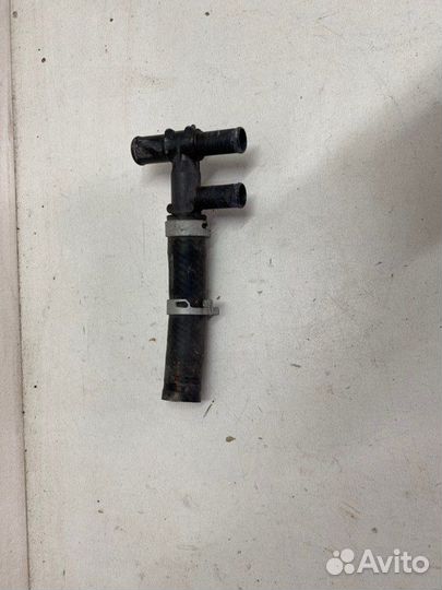 Тройник системы охлаждения Toyota Camry V70/V75