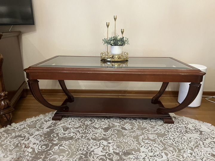 Журнальный столик бу из массива прямоугольный