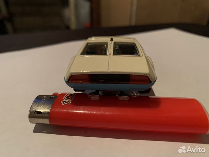 Corgi toys DE Tomaso Mangusta