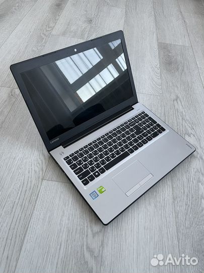 Ноутбук Lenovo i3 (6th) nvidia gt920mx 12gb ssd256