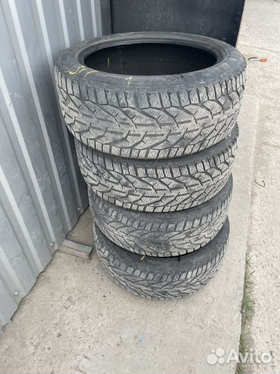 Tigar Winter 245/45 R18