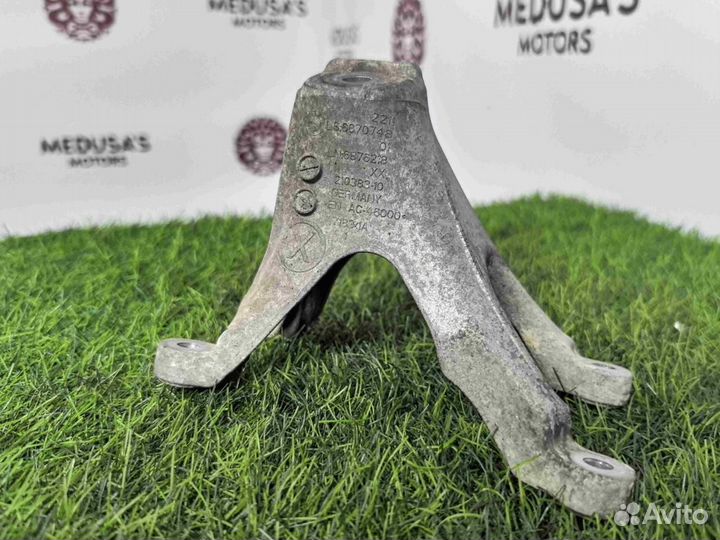 Кронштейн двигателя Bmw 7-Series G11 3.0 diesel