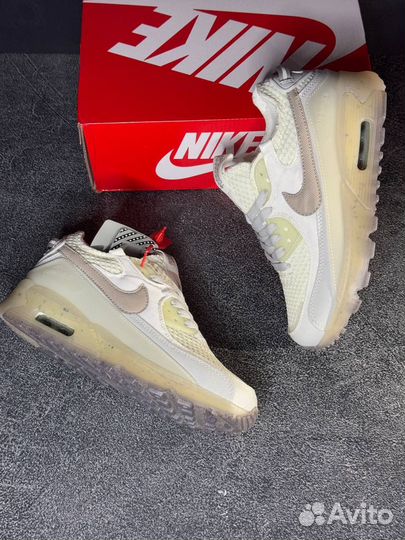 Кроссовки женские Nike Air Max 90