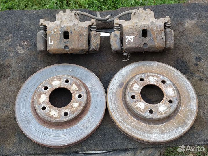 Комплект передних тормозов mitsubishi galant 9