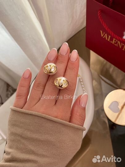 Серьги valentino жемчуг цвет золото