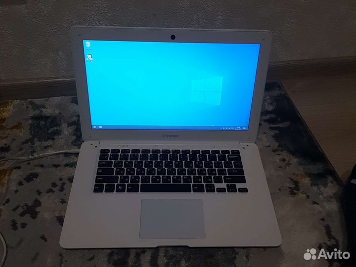 Prestigio smartbook 141a03