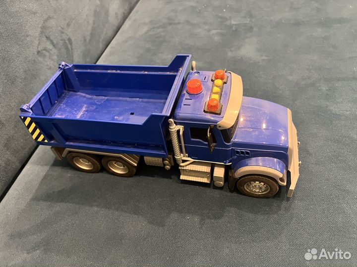 Игрушка грузовик
