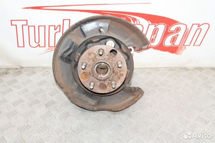 Ступица кулак задний левый Lexus GS 2 GS300 97-05