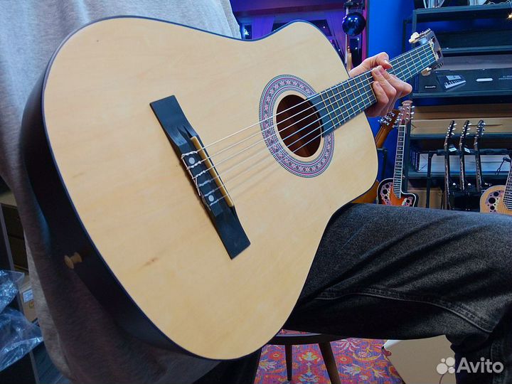 Классическая гитара для обучения